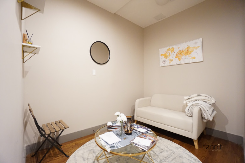 211 Troy Ave, Apt 3B Image 30