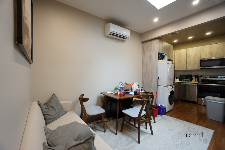 211 Troy Ave, Apt 3B Image 31