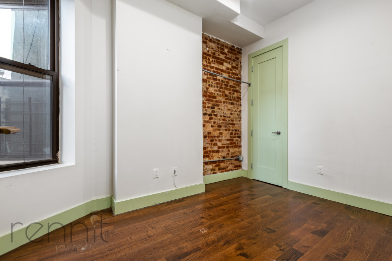 686 Jefferson Ave, Apt 2R Image 19