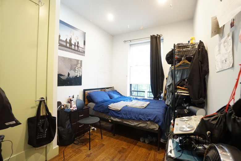 686 Jefferson Ave, Apt 2R Image 3