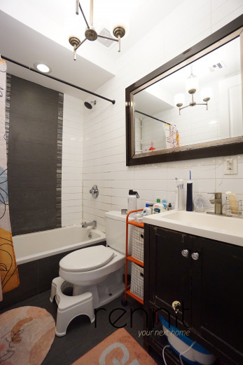 377 S 5th St, Apt 2L Image 17