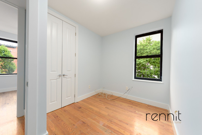 377 S 5th St, Apt 2L Image 5