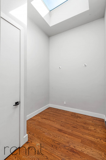 377 Onderdonk Ave, Apt 3F Image 10