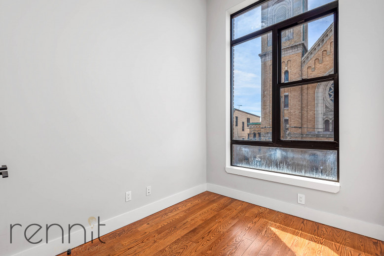 377 Onderdonk Ave, Apt 3F Image 11