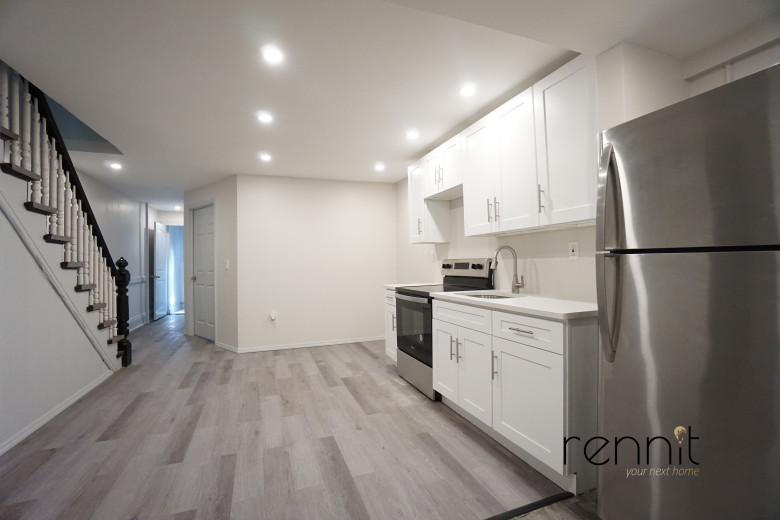 77 Somers St, Apt 1 Image 17