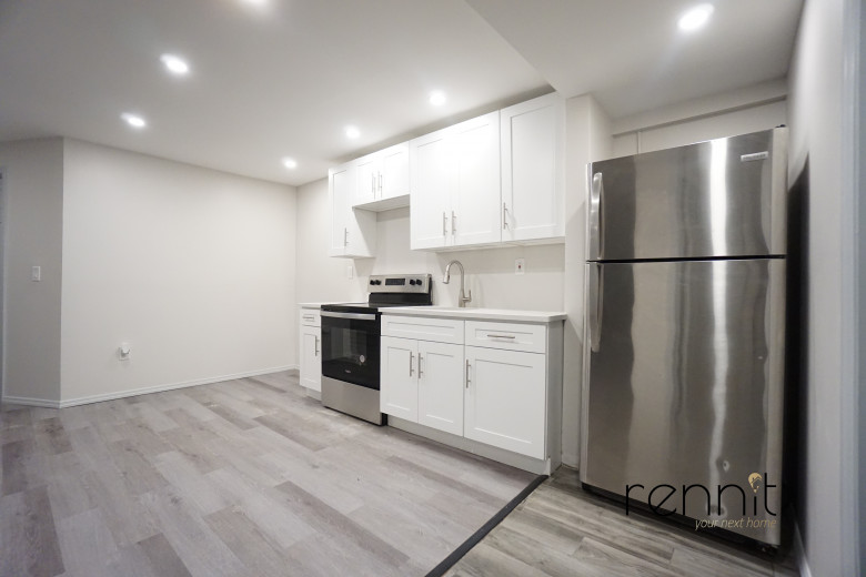 77 Somers St, Apt 1 Image 23