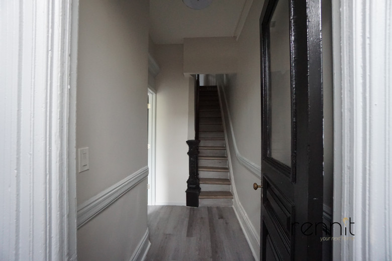 77 Somers St, Apt 2 Image 6