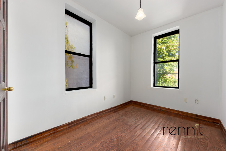 817 St Johns Pl, Apt 2C Image 3