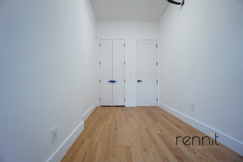 477 Fairview Ave, Apt 1 Image 10