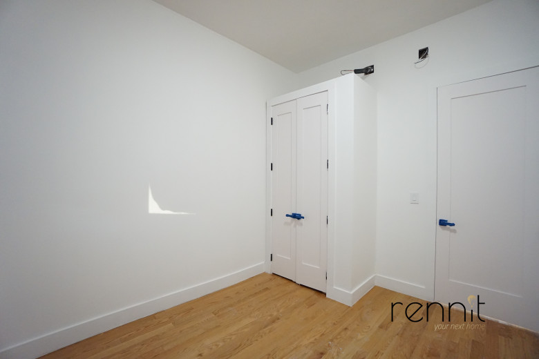 477 Fairview Ave, Apt 1 Image 18