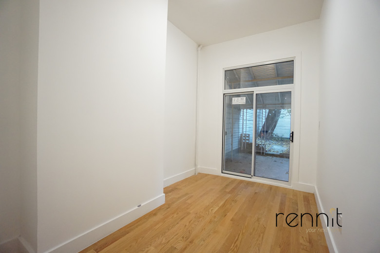 477 Fairview Ave, Apt 1 Image 24