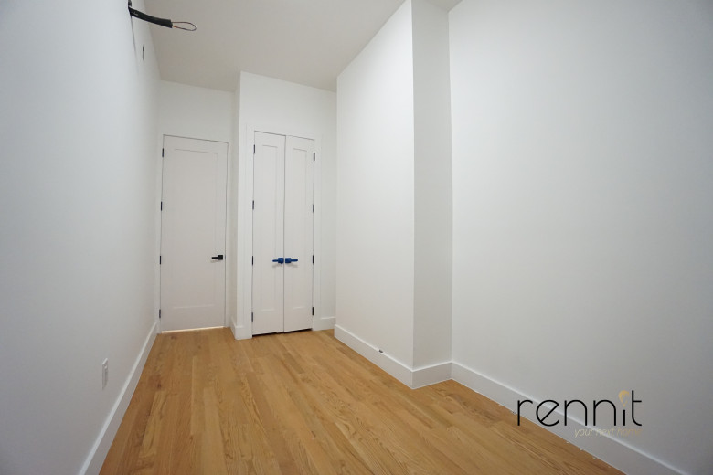 477 Fairview Ave, Apt 1 Image 25