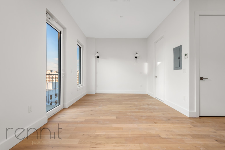 58 Vanderbilt Ave, Apt 9Q Image 3