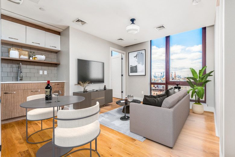 31 Debevoise St, Apt 8B Image 1