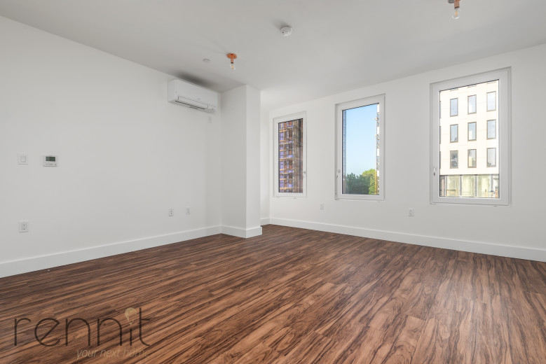 26-24 4th St, Apt 402A Image 1