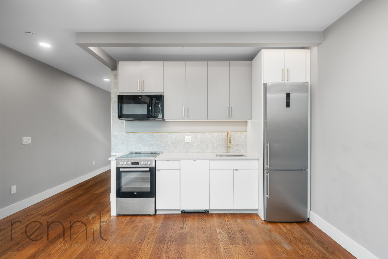 853 Lexington Ave, Apt 7A Image 2