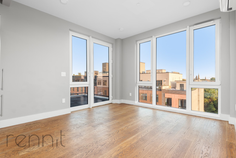 853 Lexington Ave, Apt 7A Image 4