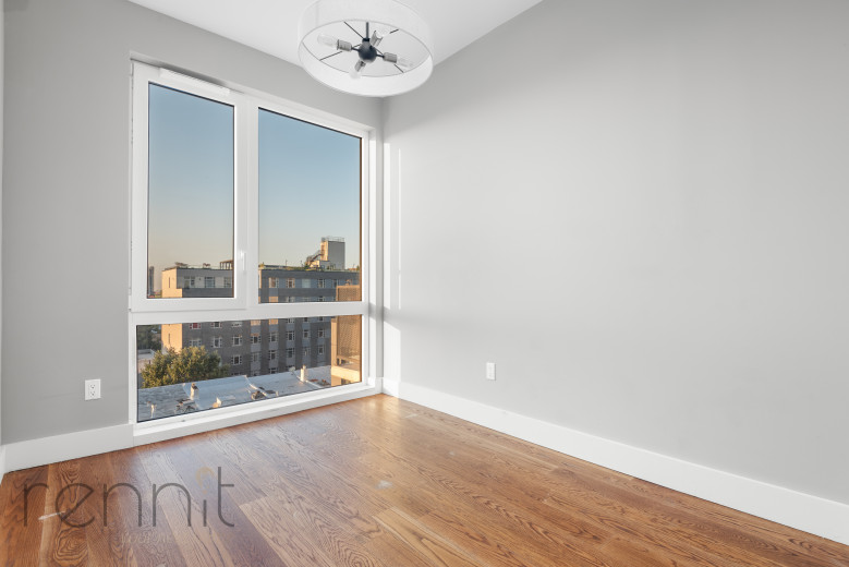 853 Lexington Ave, Apt 7A Image 6