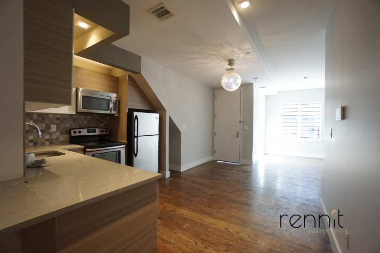 581 Van Buren, Apt 1 Image 3