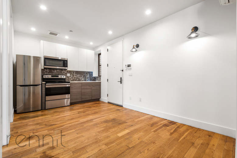 373 Howard Ave, Apt 2B Image 1