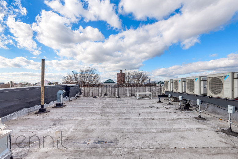 373 Howard Ave, Apt 2B Image 12