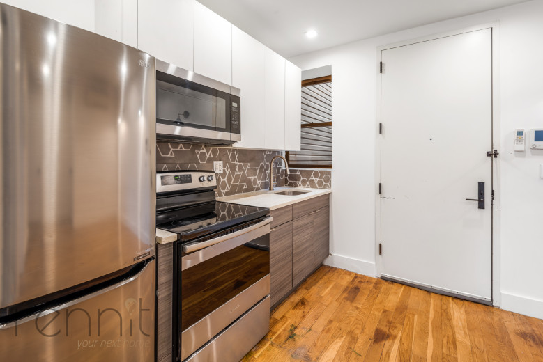 373 Howard Ave, Apt 2B Image 3