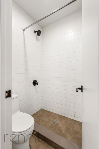 373 Howard Ave, Apt 2B Image 8