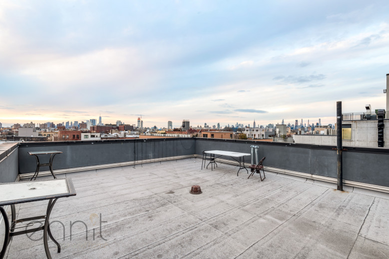 163 Graham Ave, Apt 1A Image 12