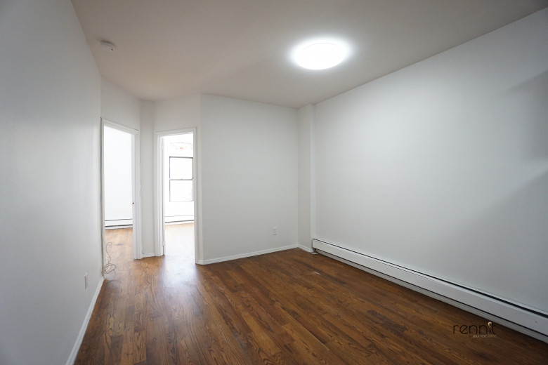 851 Lafayette Ave, Apt 3 Image 3