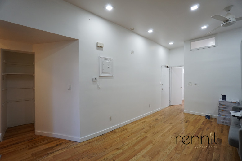 851 Lafayette Ave, Apt 2 Image 4