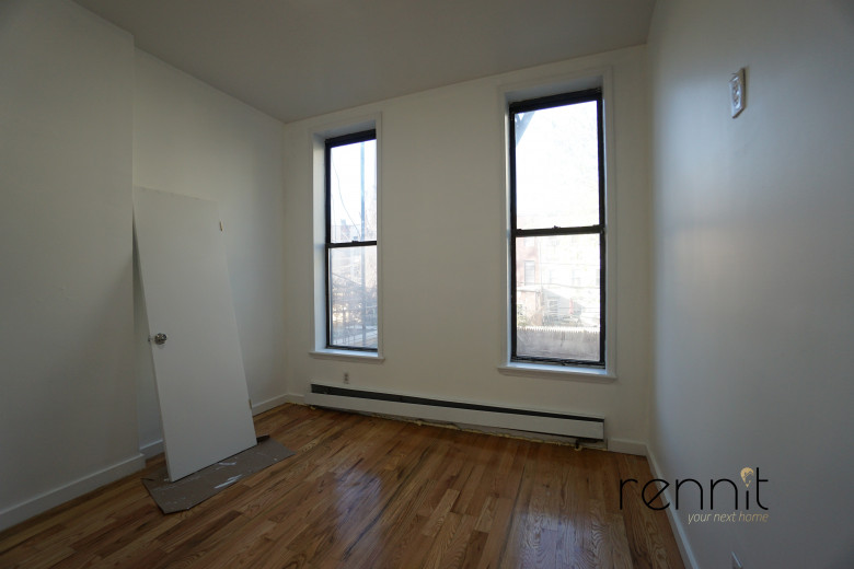 851 Lafayette Ave, Apt 2 Image 8