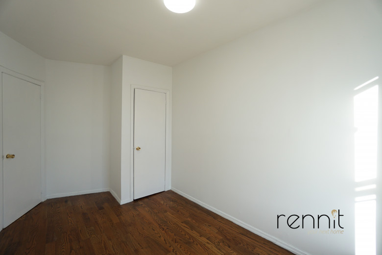 851 Lafayette Ave, Apt 4 Image 6