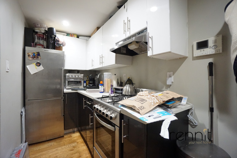 814 St Johns Pl, Apt 1F Image 12