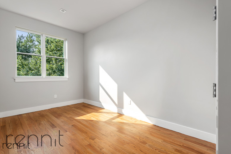 1444 Bedford Ave, Apt 4F Image 6