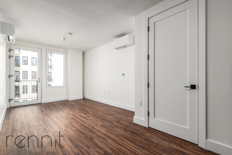 26-25 3rd St, Apt 403B Image 2