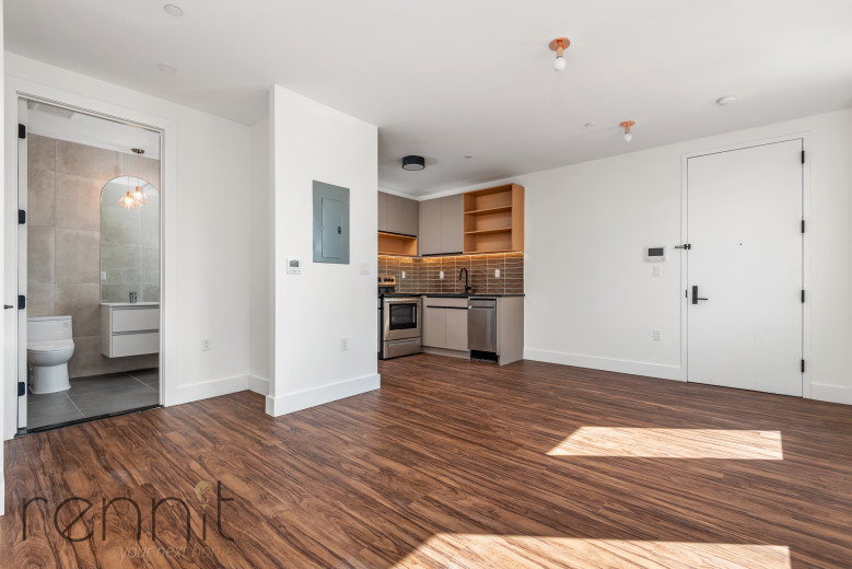 26-25 3rd St, Apt 507B Image 3