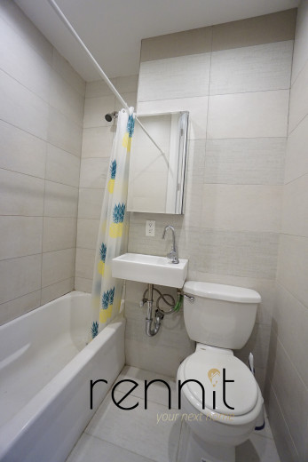 377 Manhattan Ave, Apt 2L Image 5