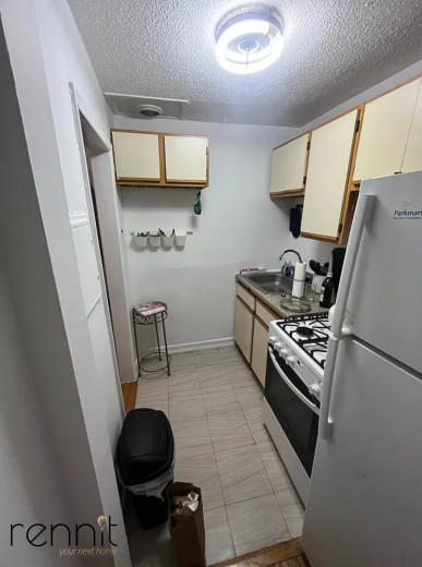 976 Bedford Ave, Apt 2 Image 11