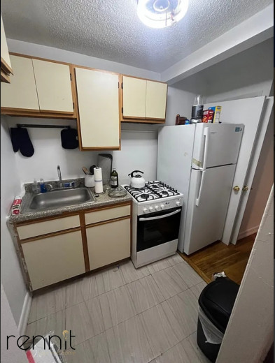 976 Bedford Ave, Apt 2 Image 12