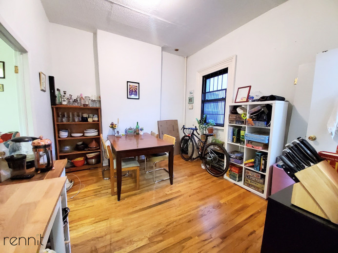 976 Bedford Ave, Apt 2 Image 3