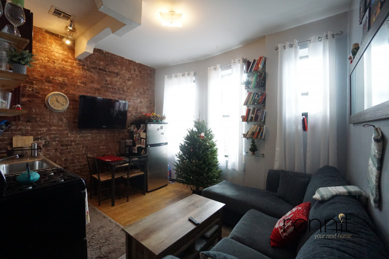 817 St Johns Pl, Apt 3A Image 4