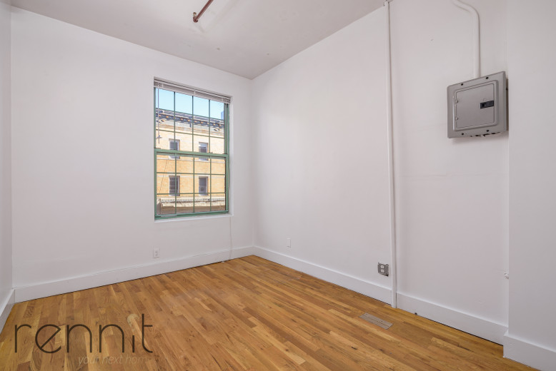 1093-A Putnam Ave, Apt G Image 9