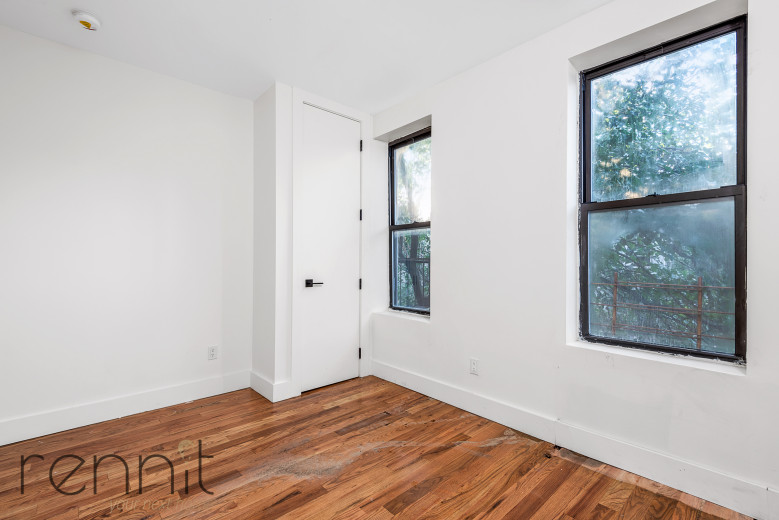 1645 Putnam Ave, Apt 3R Image 12