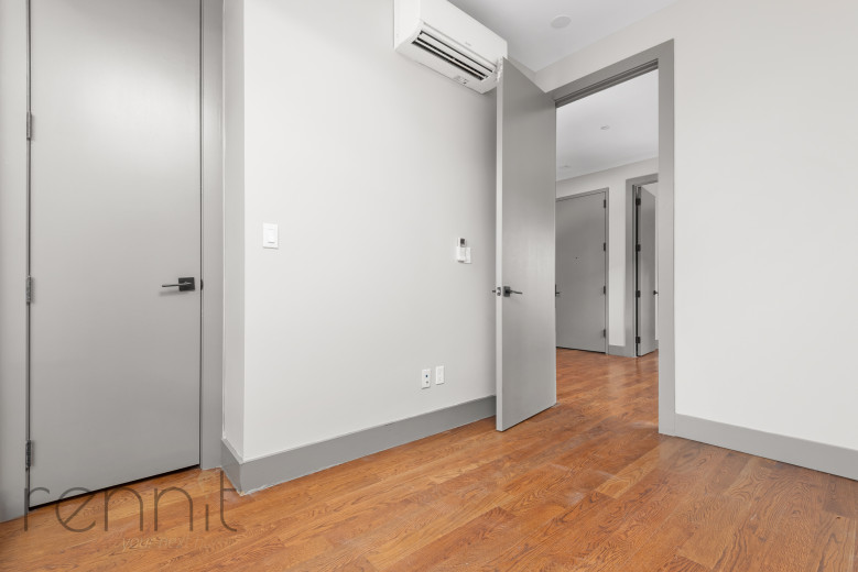 213 Troy Avenue, Apt 3A Image 5