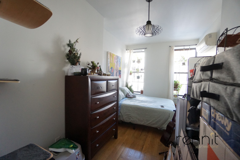 336 Chauncey St, Apt 2B Image 3