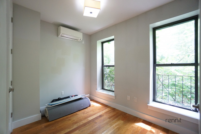 814 St Johns Pl, Apt 3R Image 7