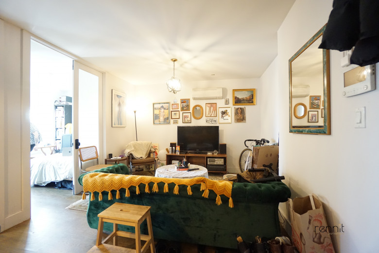 295 Montgomery St, Apt 3R Image 8