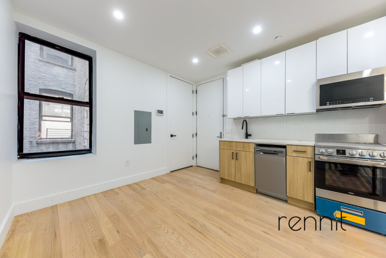 1708 Gates Ave #1A, Apt Ridgewood Image 1