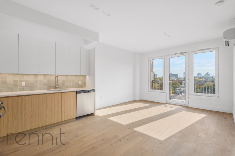 58 Vanderbilt Ave, Apt 4H Image 6