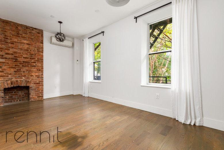 816 St Johns Pl, Apt 2R Image 1